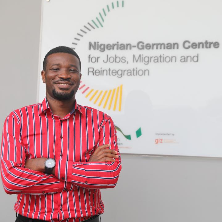 Kester Audu, Berater in Nigeria